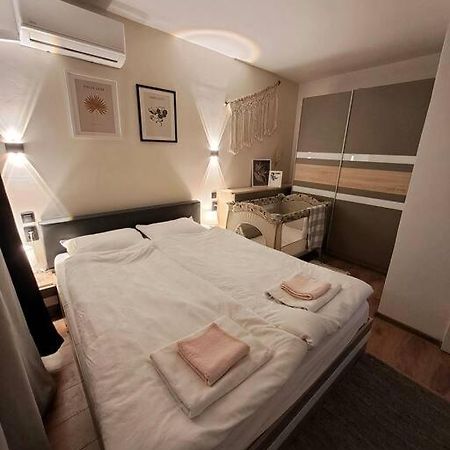 White House Apartments Haskovo Esterno foto